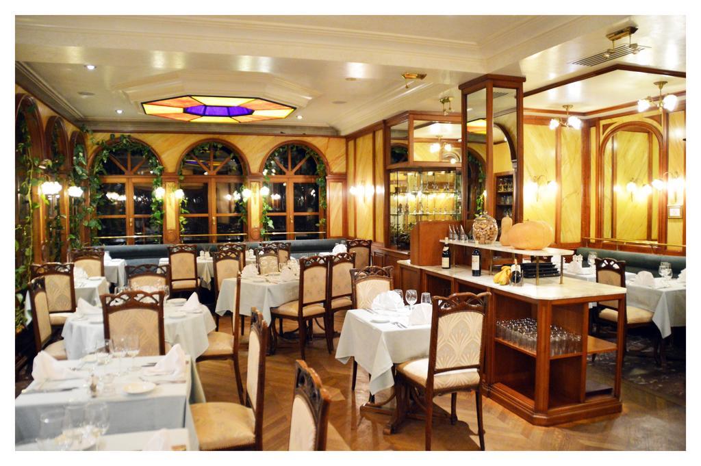Hotel Du Roy 부용 외부 사진